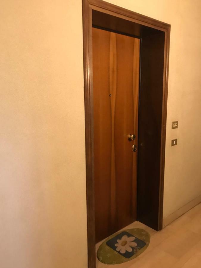 Cosy flat Lägenhet Treviso Exteriör bild